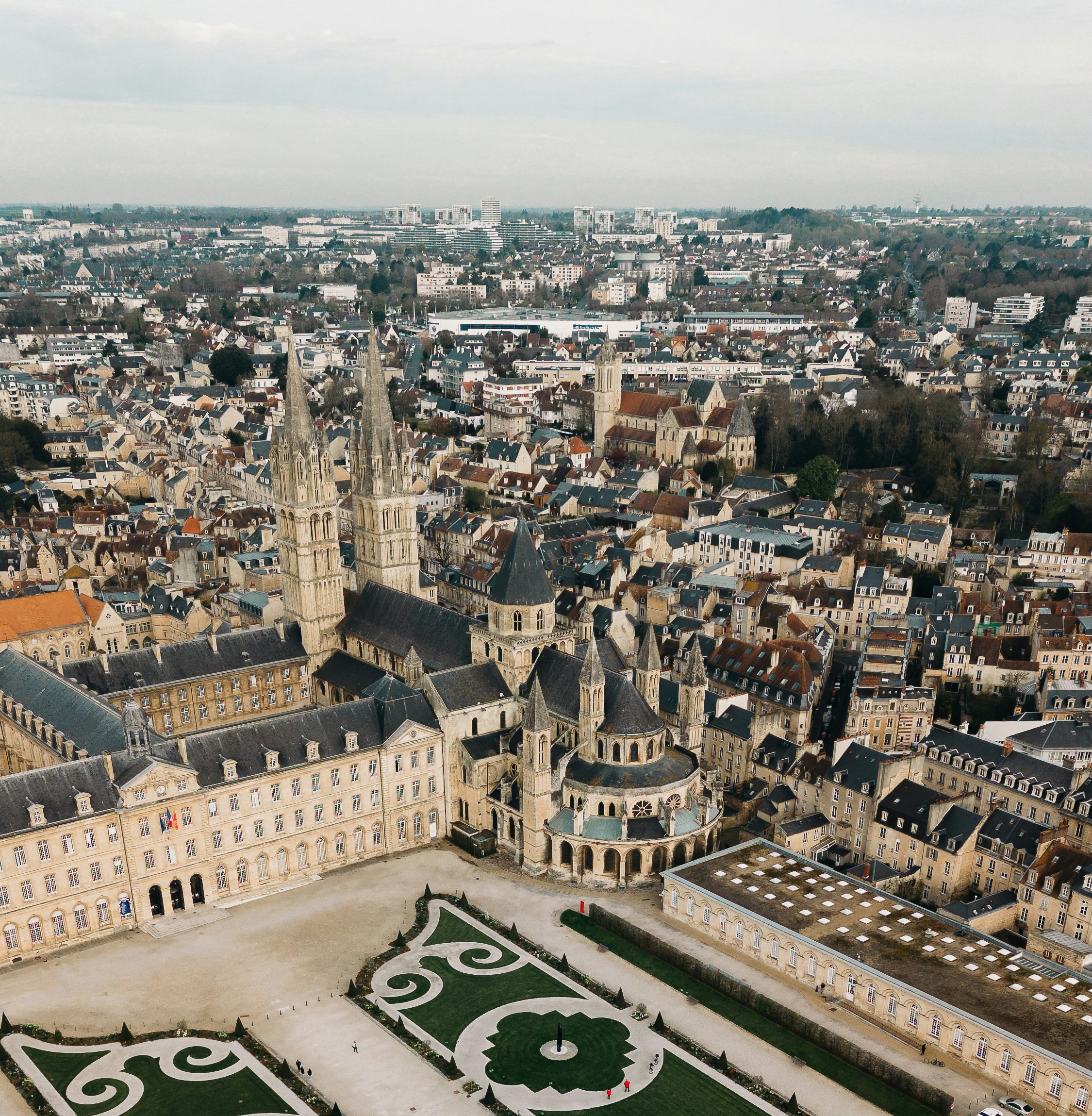 samuel-quek-ocPx_As6eSU-unsplash 2